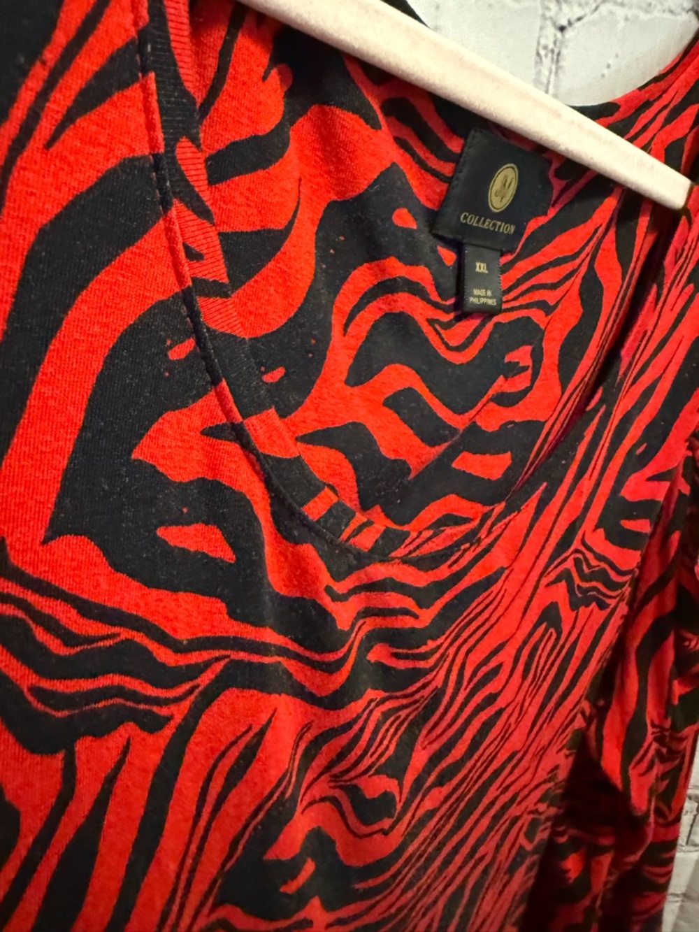 JM Collection Red & Black Zebra-Print Cold-Shoulder - Picture 3 of 7